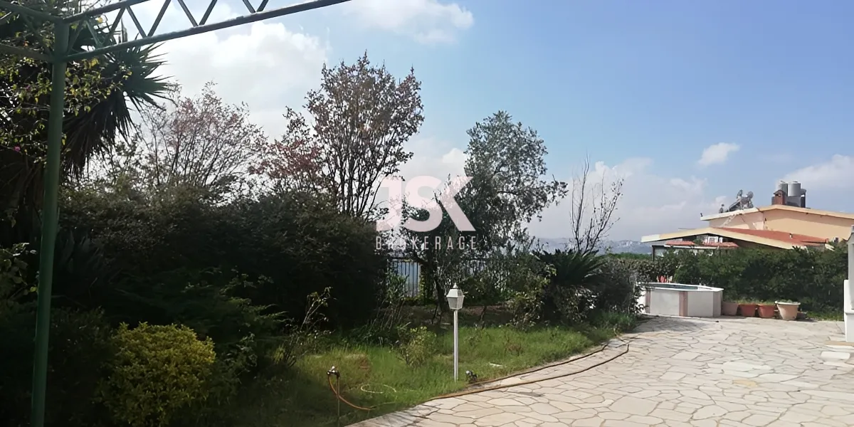 Triplex for Sale in Baabdat, Lebanon