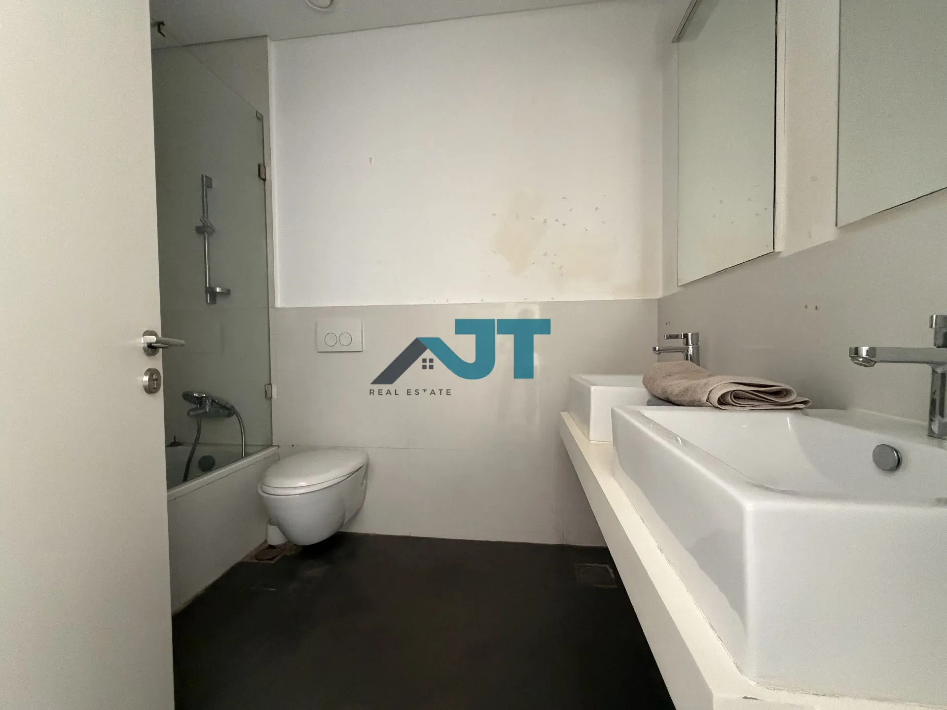 Apartment for rent in Achrafieh, beirut, lebanon