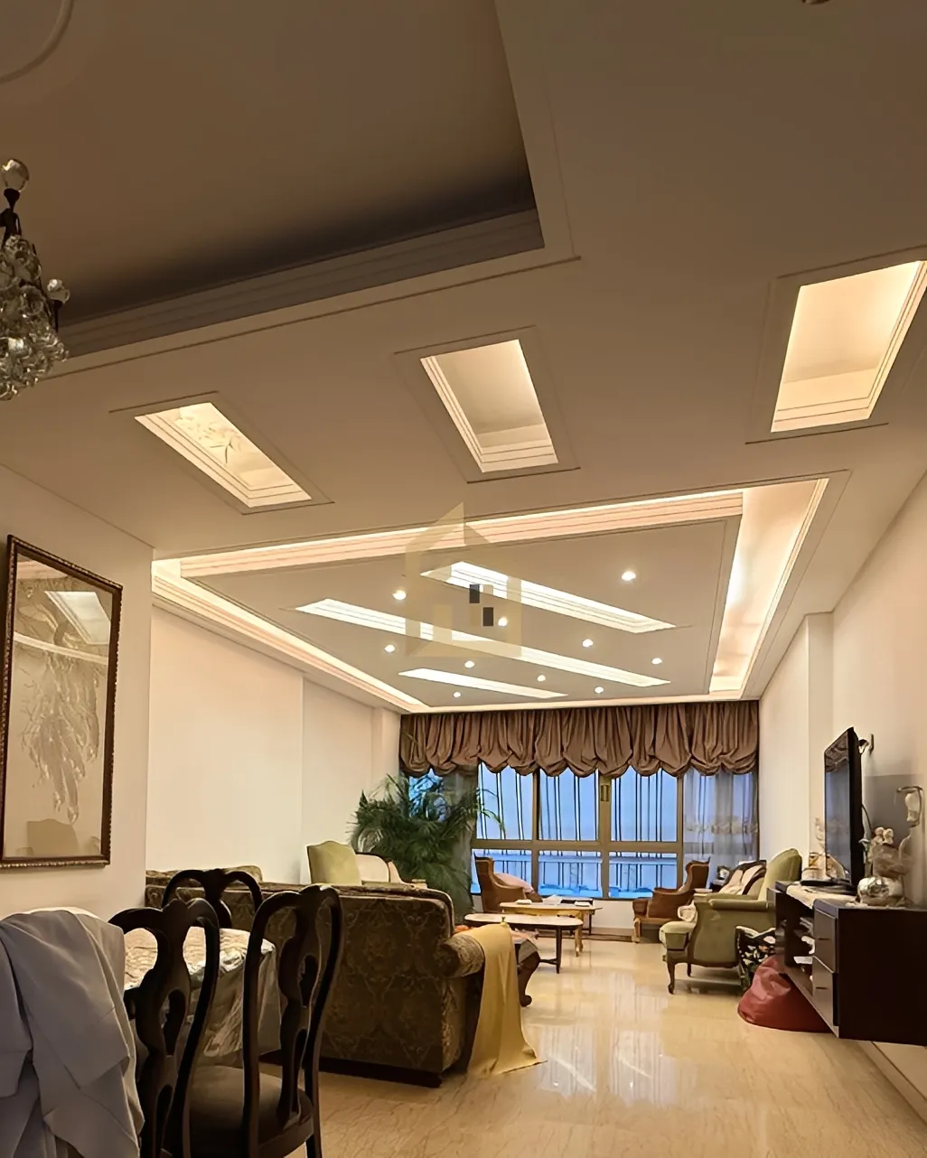 Apartment for Sale in Mazraa, Bayrut, Lebanon