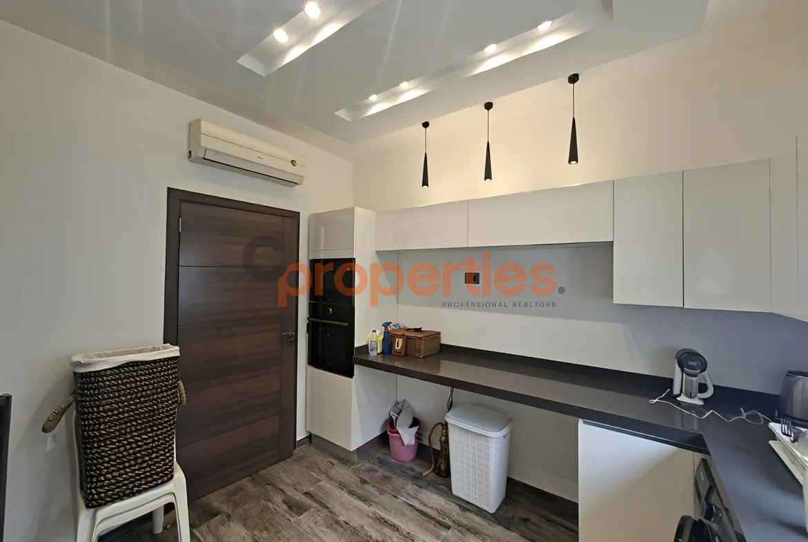 Apartment for Sale in Halat - 3 bath