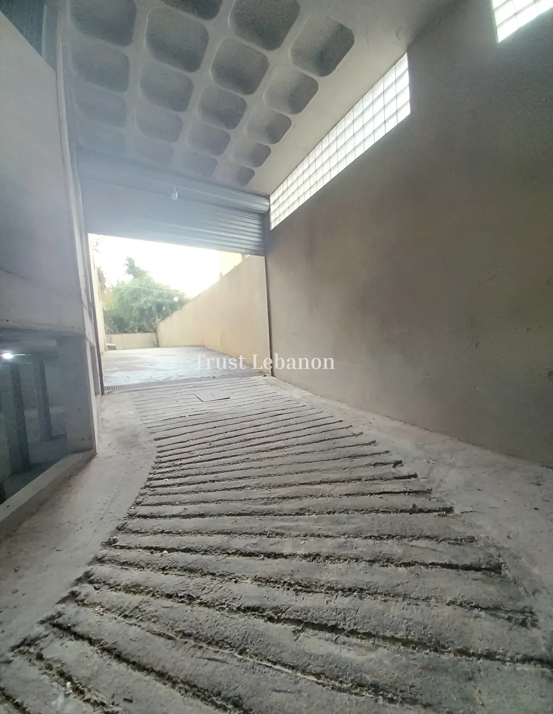 Warehouse for rent in Naqqache, Lebanon