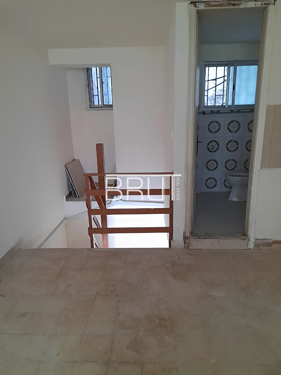 Shop For Sale in Jounieh