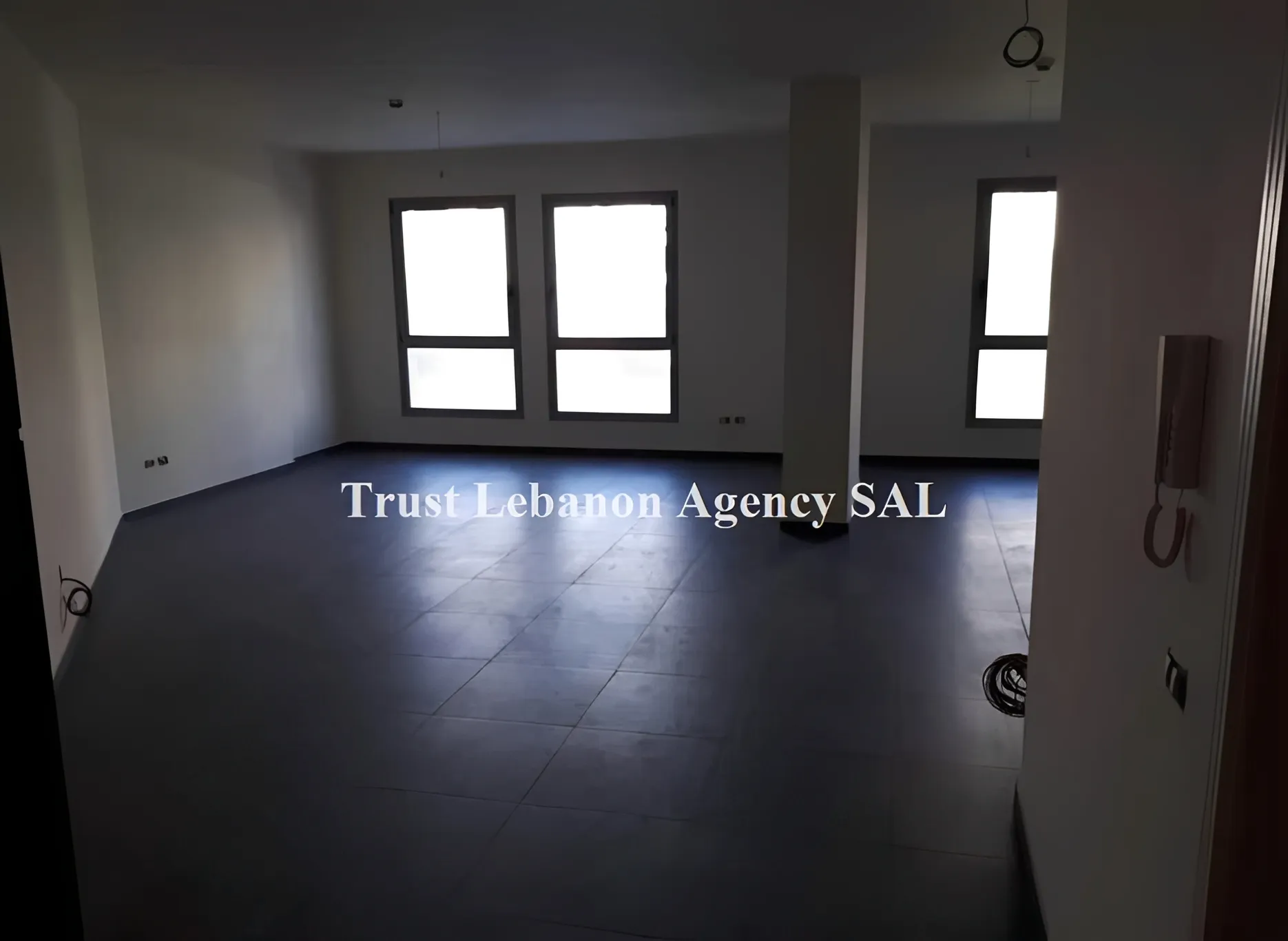 Office for rent in Metn, Jal Al Dib