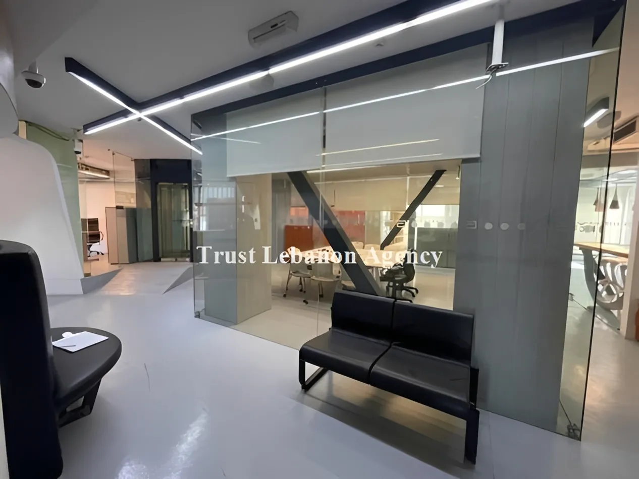Office for rent in Baabda, Furn Al Chebak