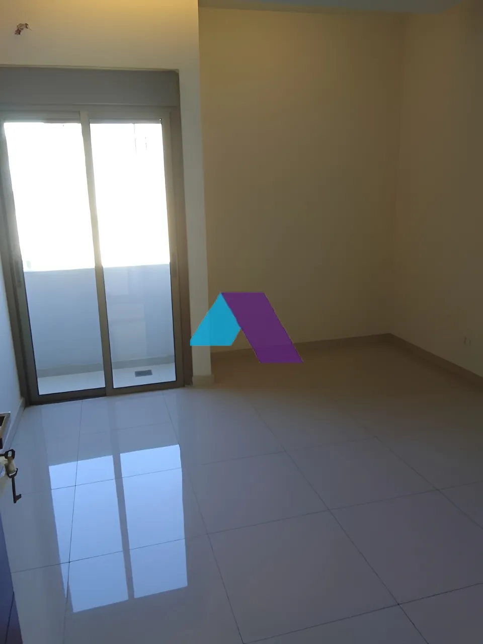 Apartment for Sale in Jdeideh - 3 bed, 4 bath