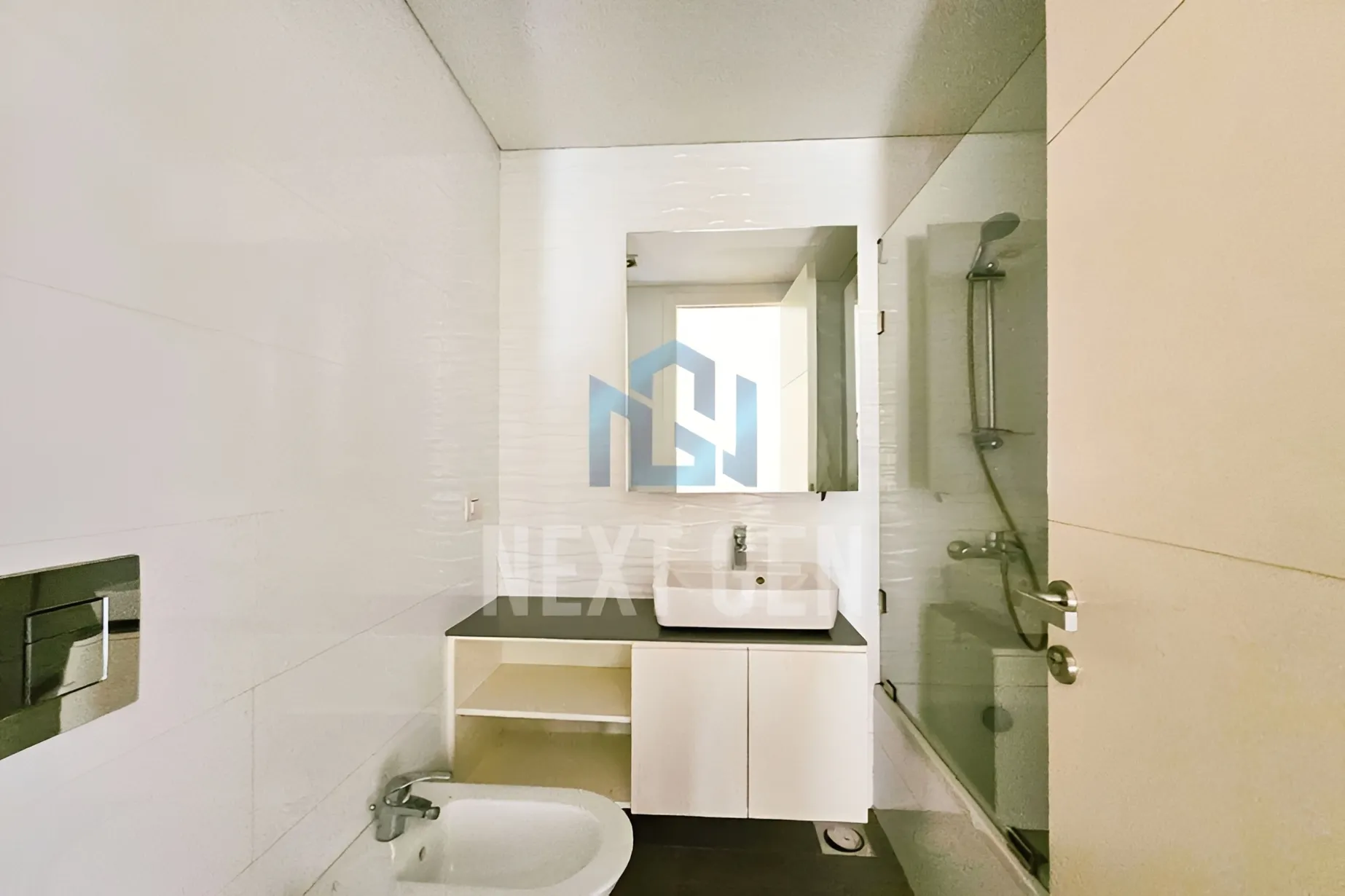 Apartment for rent in Ain Al Mraiseh, Beirut, Lebanon