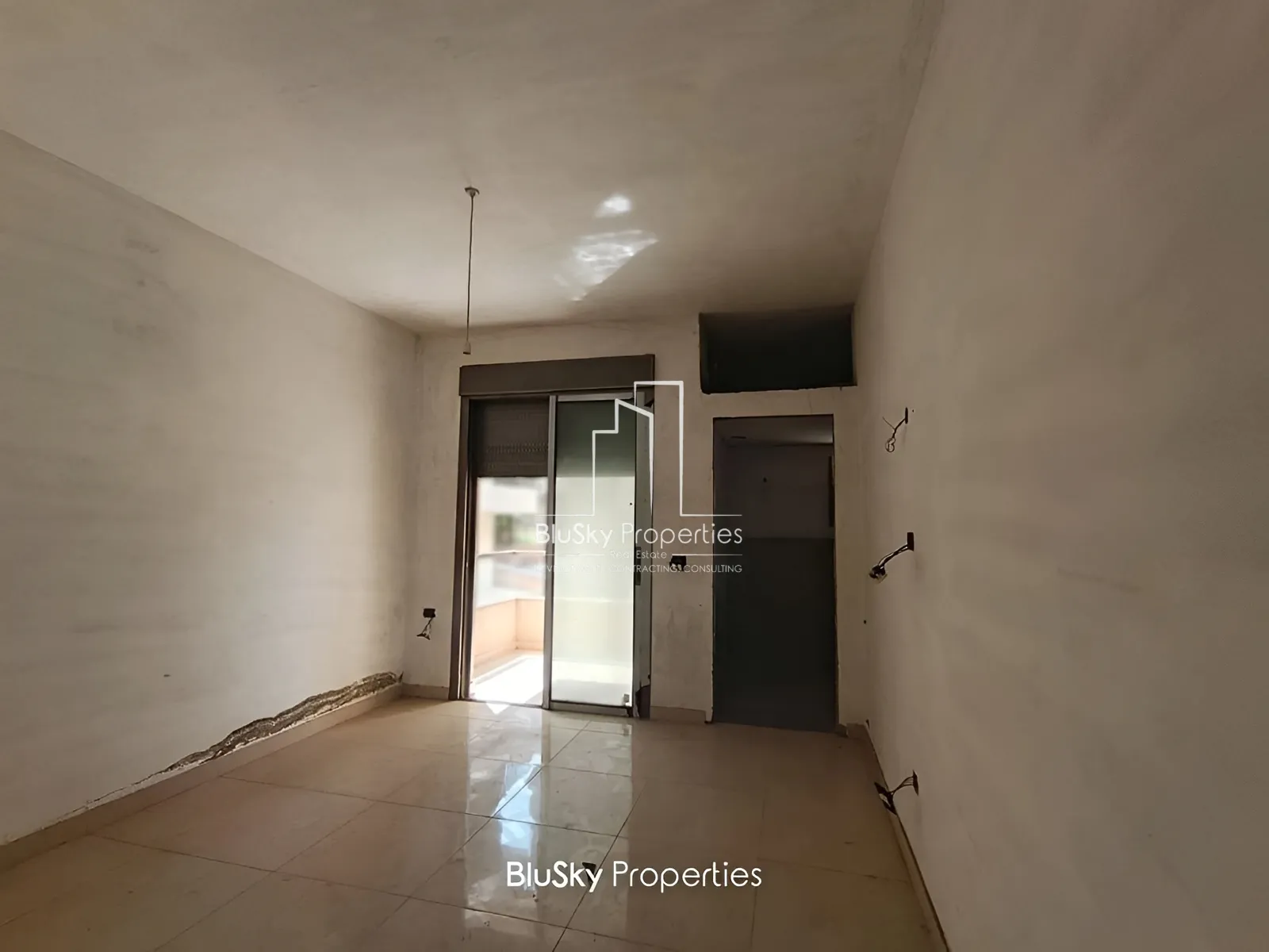 Apartment for Sale in Haret Sakher