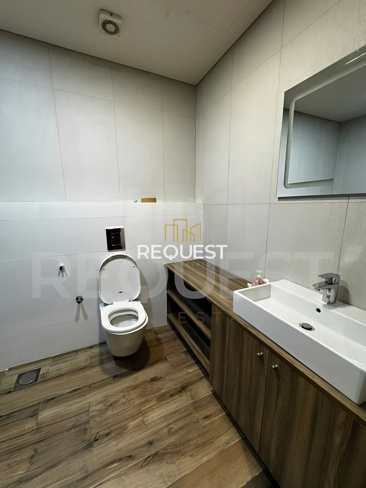 Apartment for rent in Achrafieh