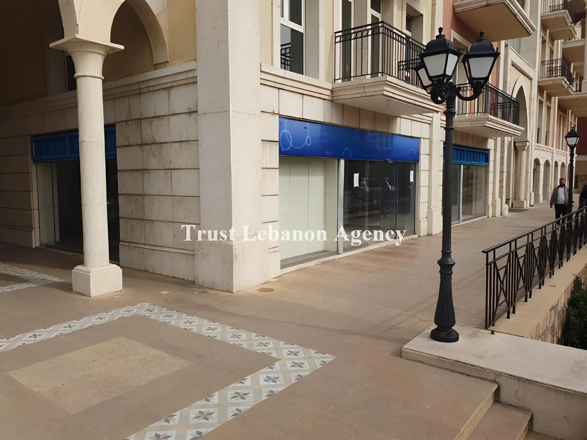 Commercial Property For Rent in Baabda, Hazmieh