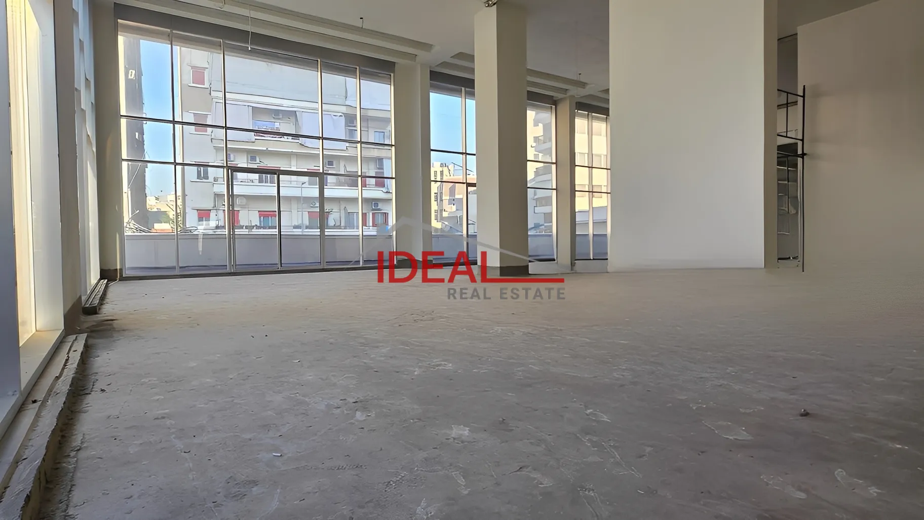 Showroom for Sale in Forn El Chebbak, Lebanon