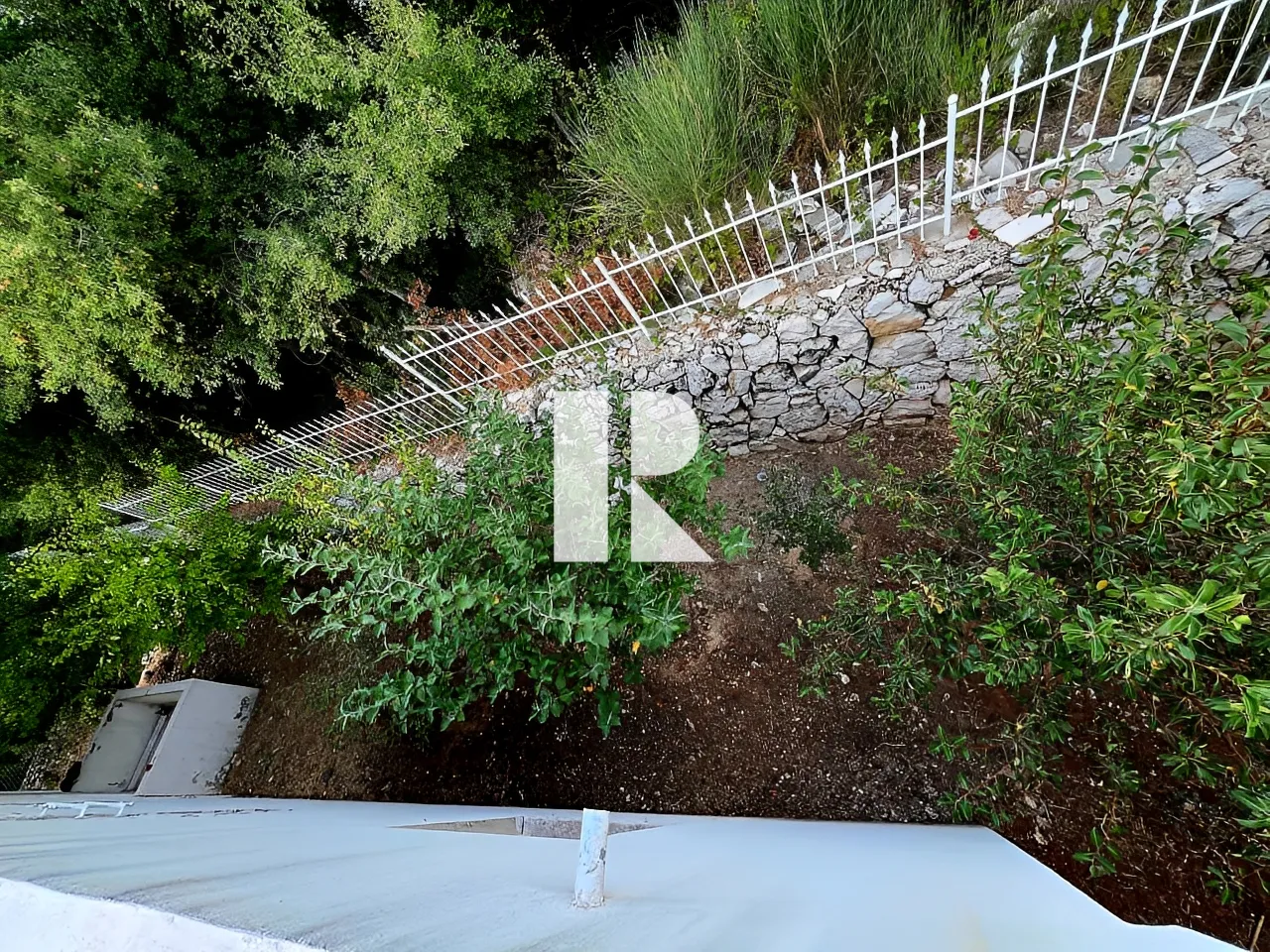 Residential for sale in Mechmech, aaouayni, lebanon