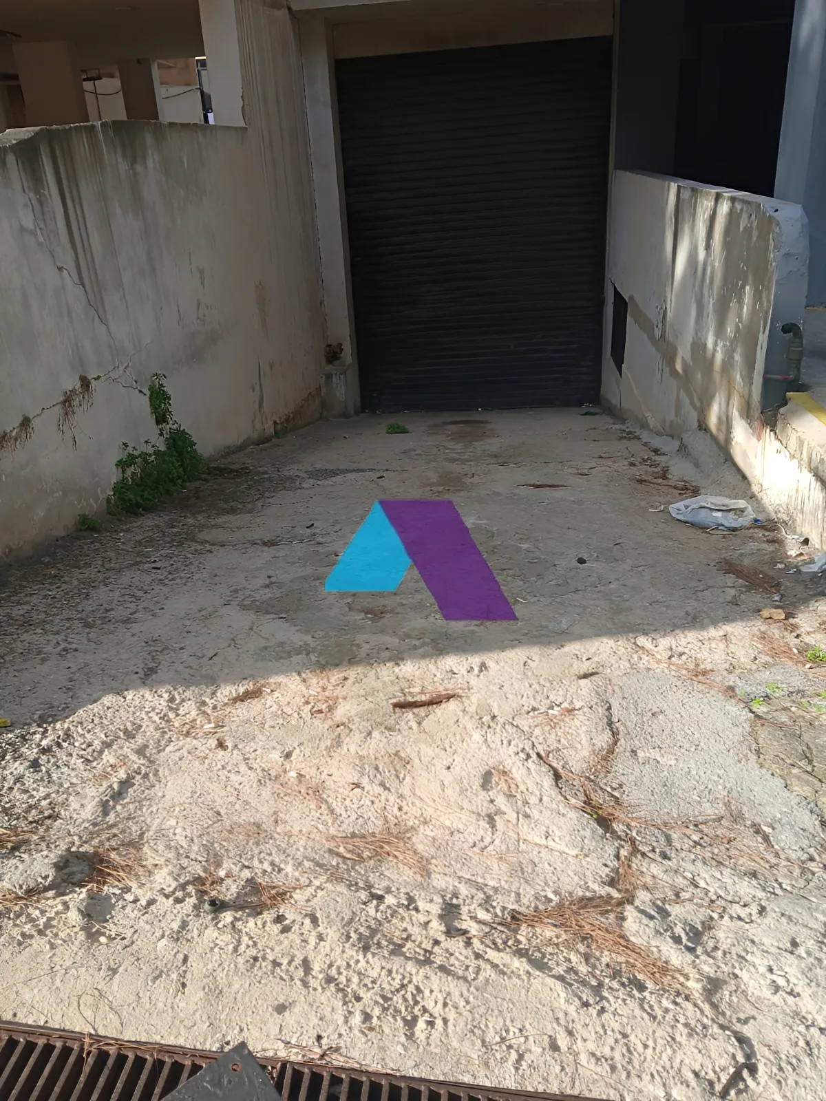 Warehouse for Sale in Sabtiyeh