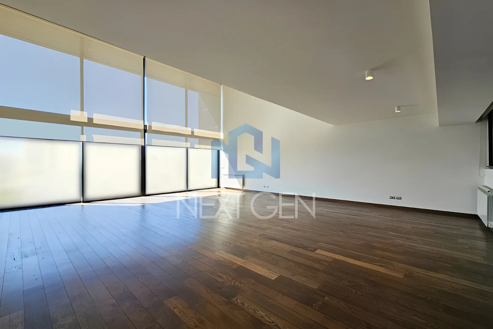 Duplex for Rent in Achrafieh - 3 bed, 5 bath