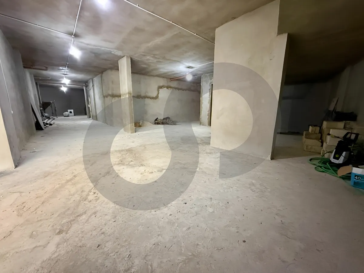 Warehouse for sale in Baabda