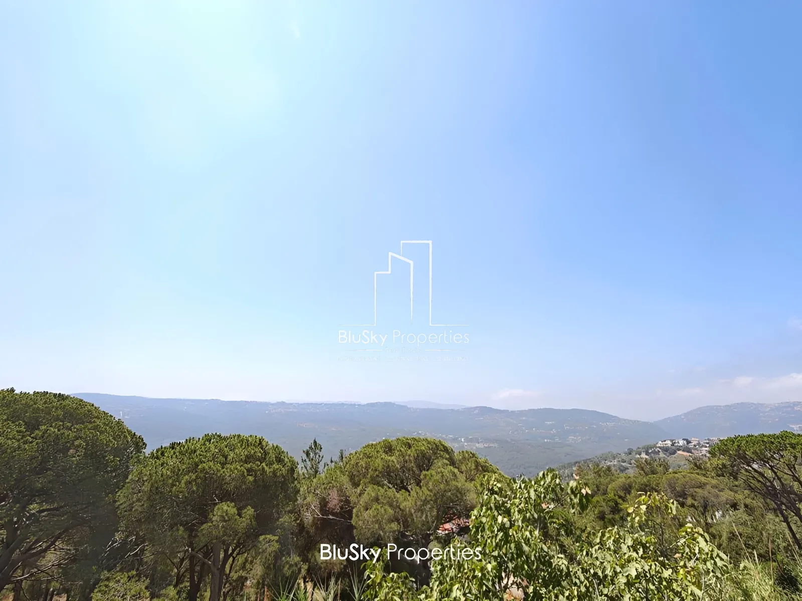 Villa for Sale in Baabdat