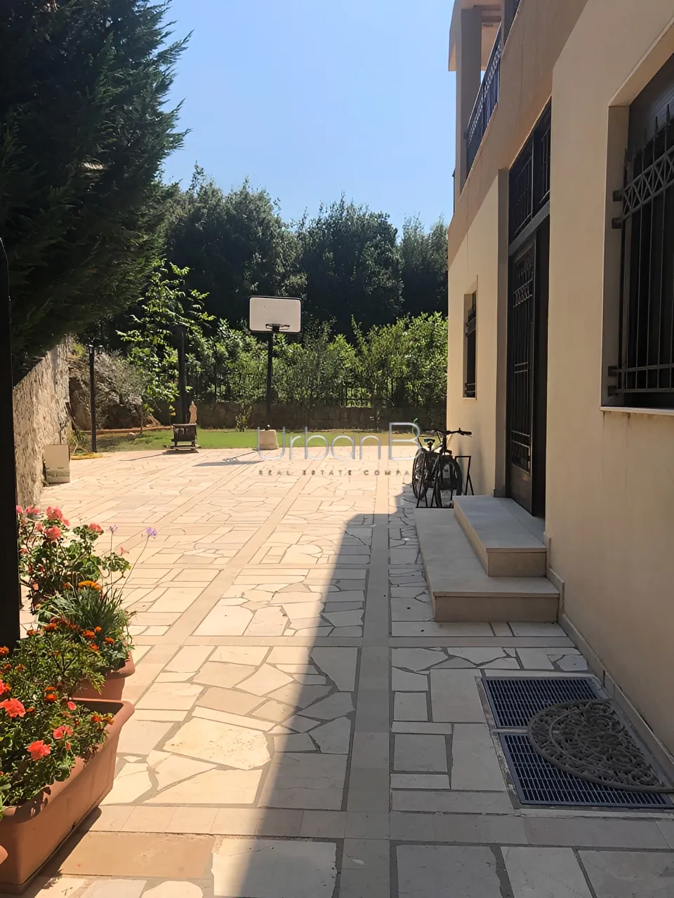 Villa for sale in Dlebta, lebanon