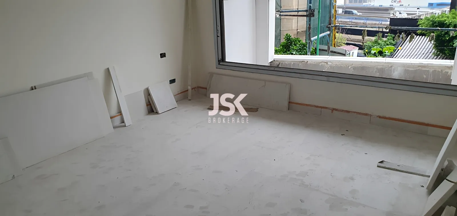 Apartment for Sale in Gemmayzeh - 3 bed, 3 bath