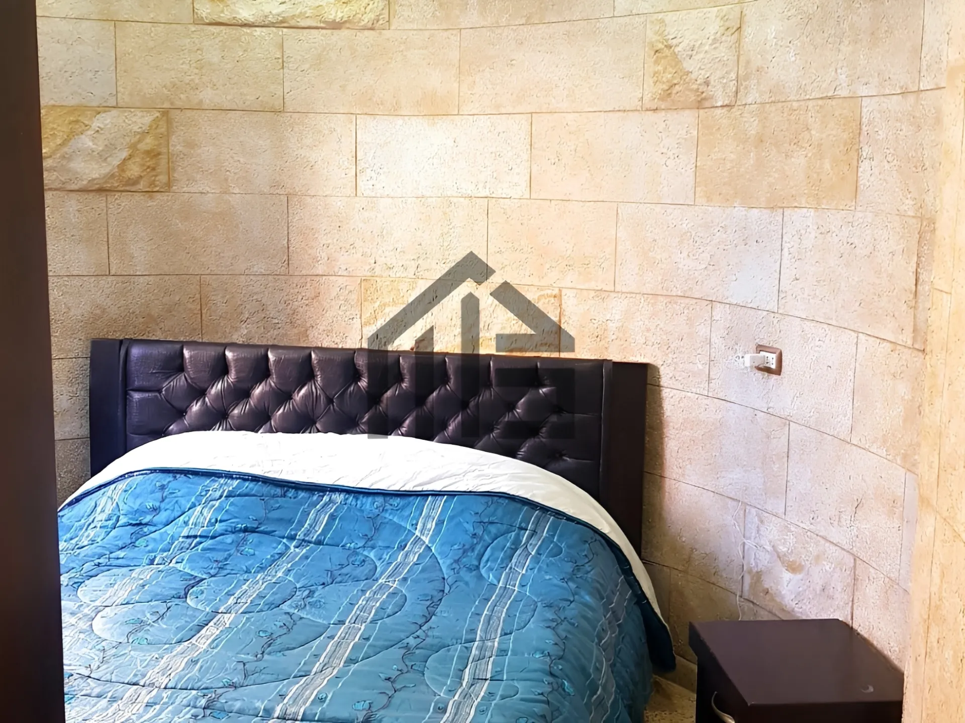Apartment for rent in Aley, Lebanon - 3 bed, 4 bath