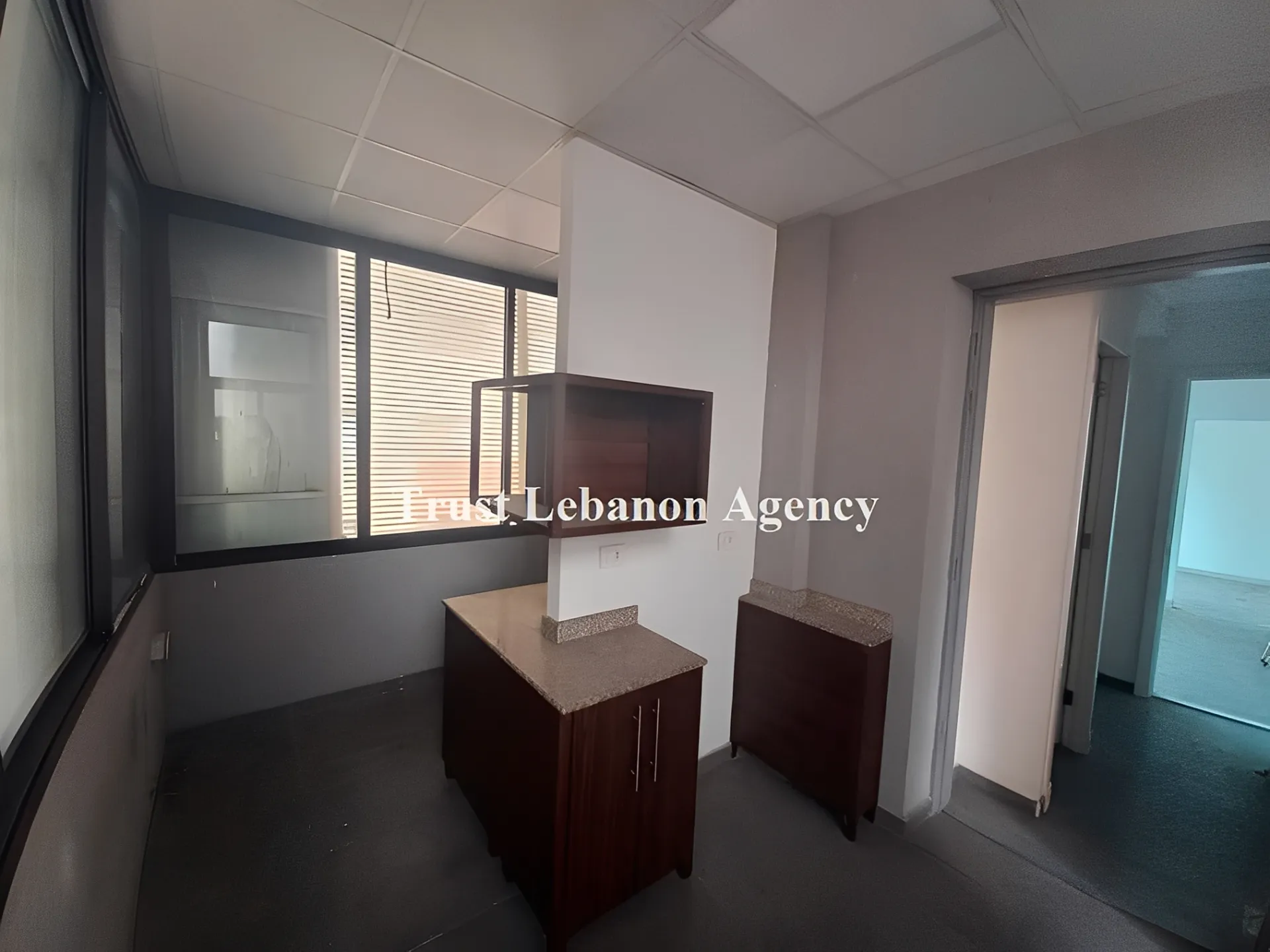 Office for rent in Beirut, Badaro