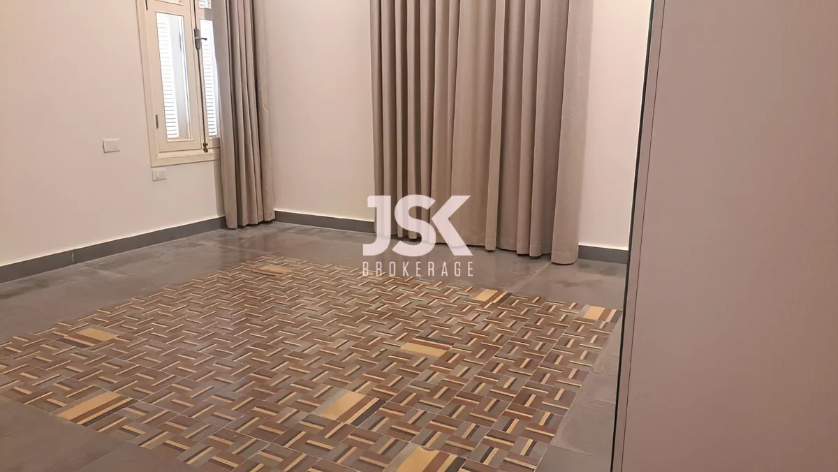 Apartment for Rent in Ain Al Mraiseh, Beirut, Lebanon