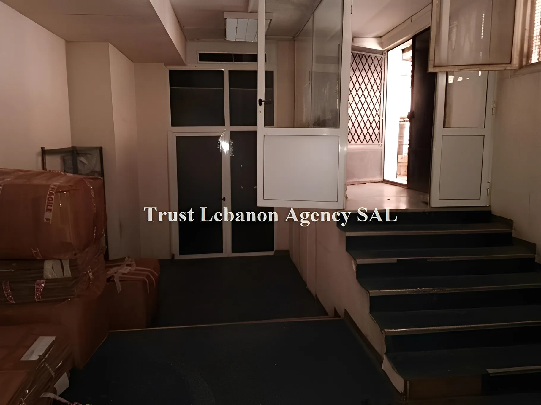 Commercial Property For Rent in Beirut, Badaro