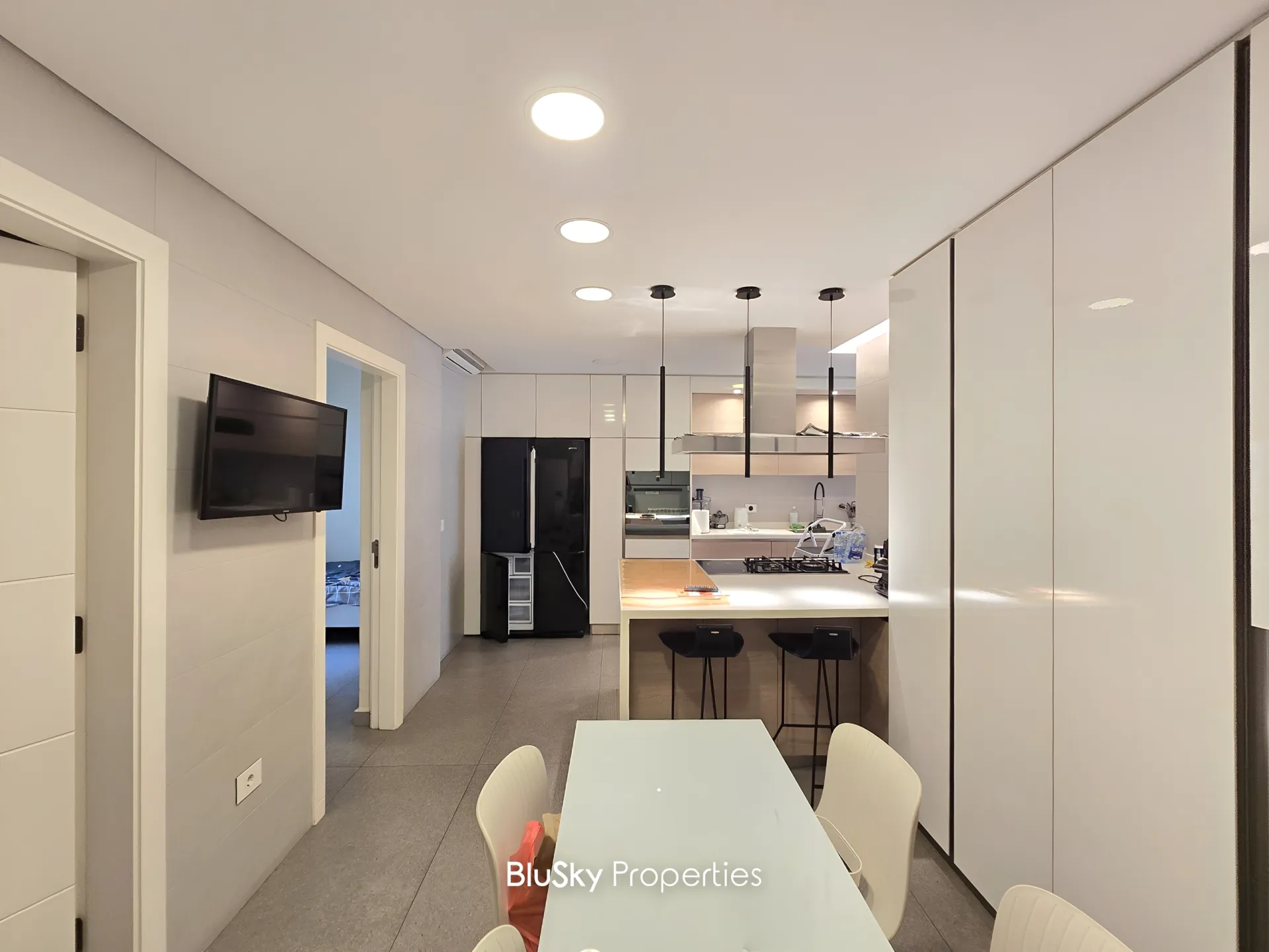Apartment for sale in Mansourieh
