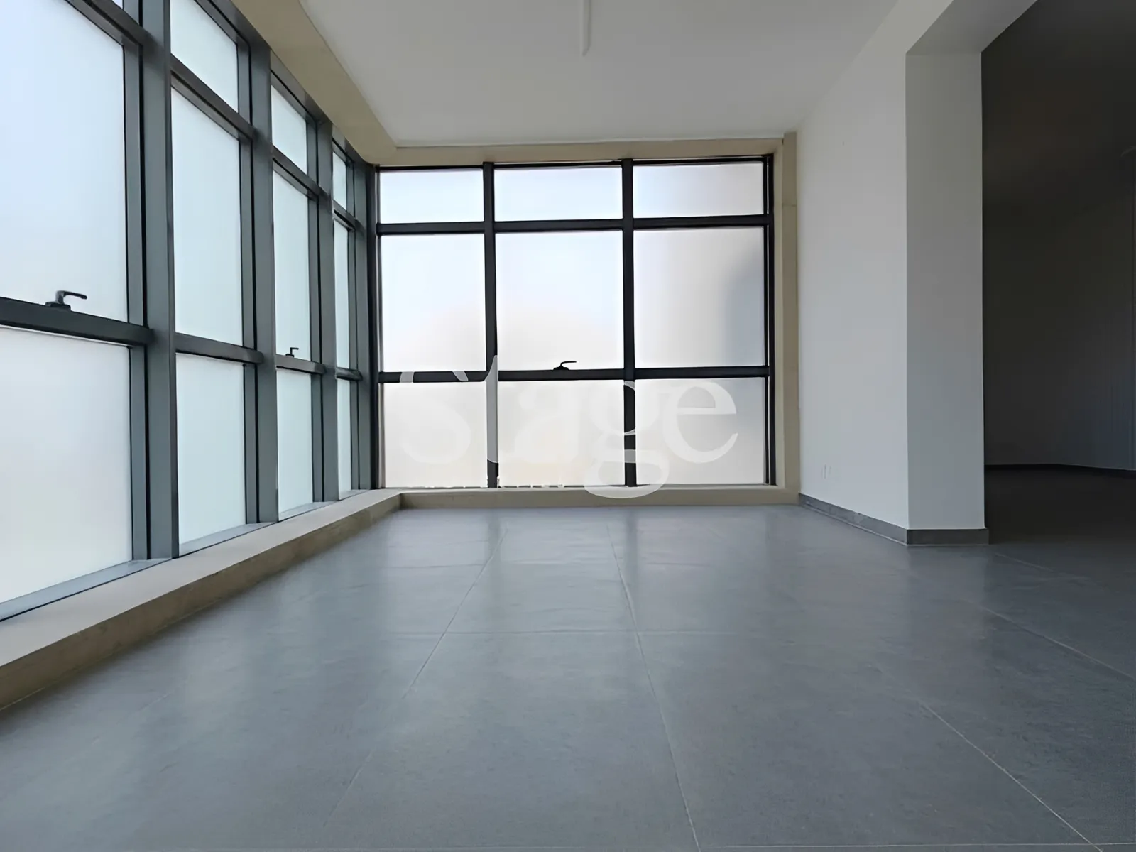 Office for rent in Zalqa