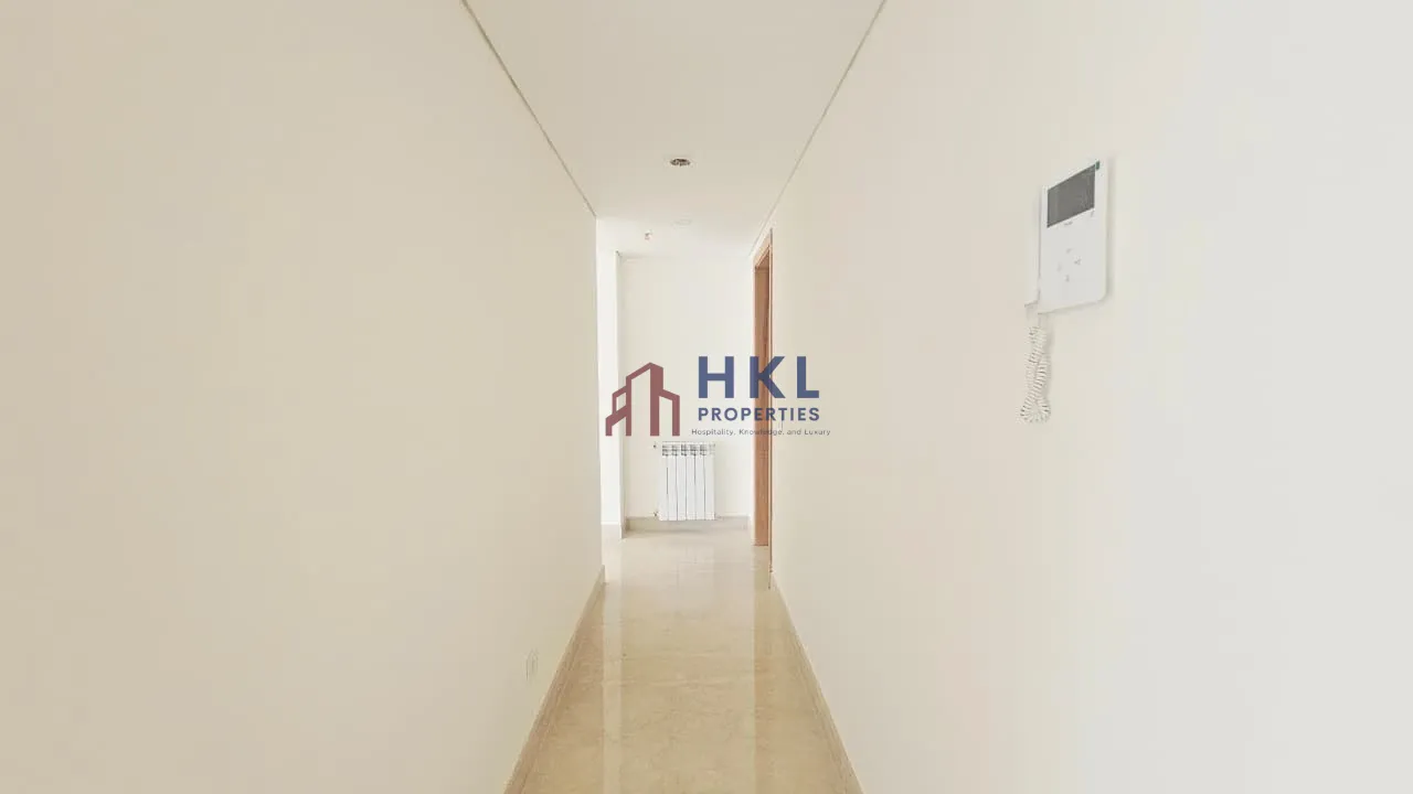 Apartment for rent in Ain Al Mraiseh, Beirut, Lebanon