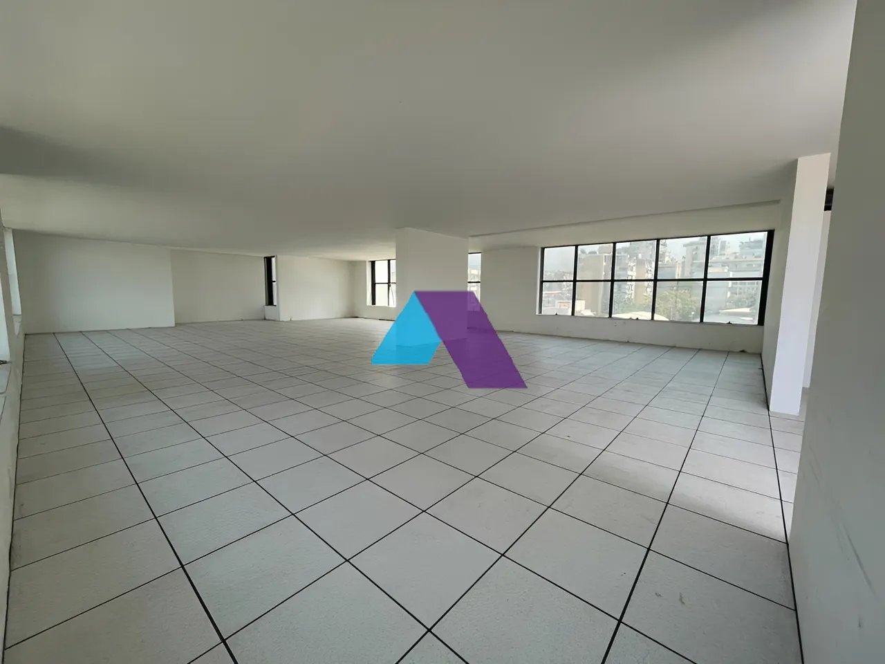 Office for rent in Sin El Fil