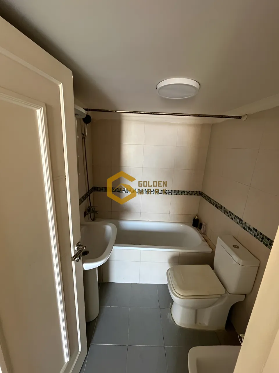 Apartment for Sale in Zarif, Bayrut