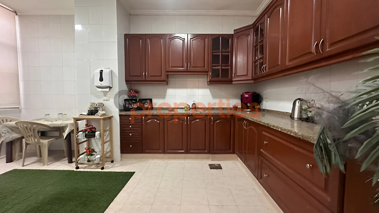 Office for Rent in Manara