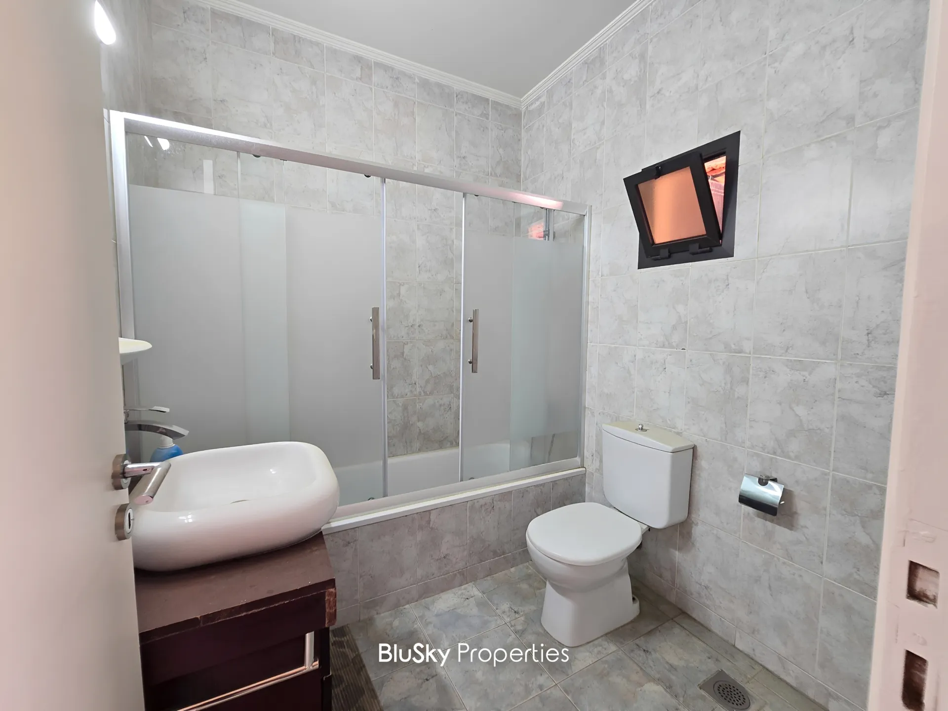 Duplex for sale in Mansourieh, lebanon