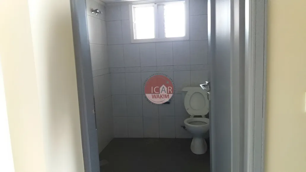 Office for rent in Jdeideh