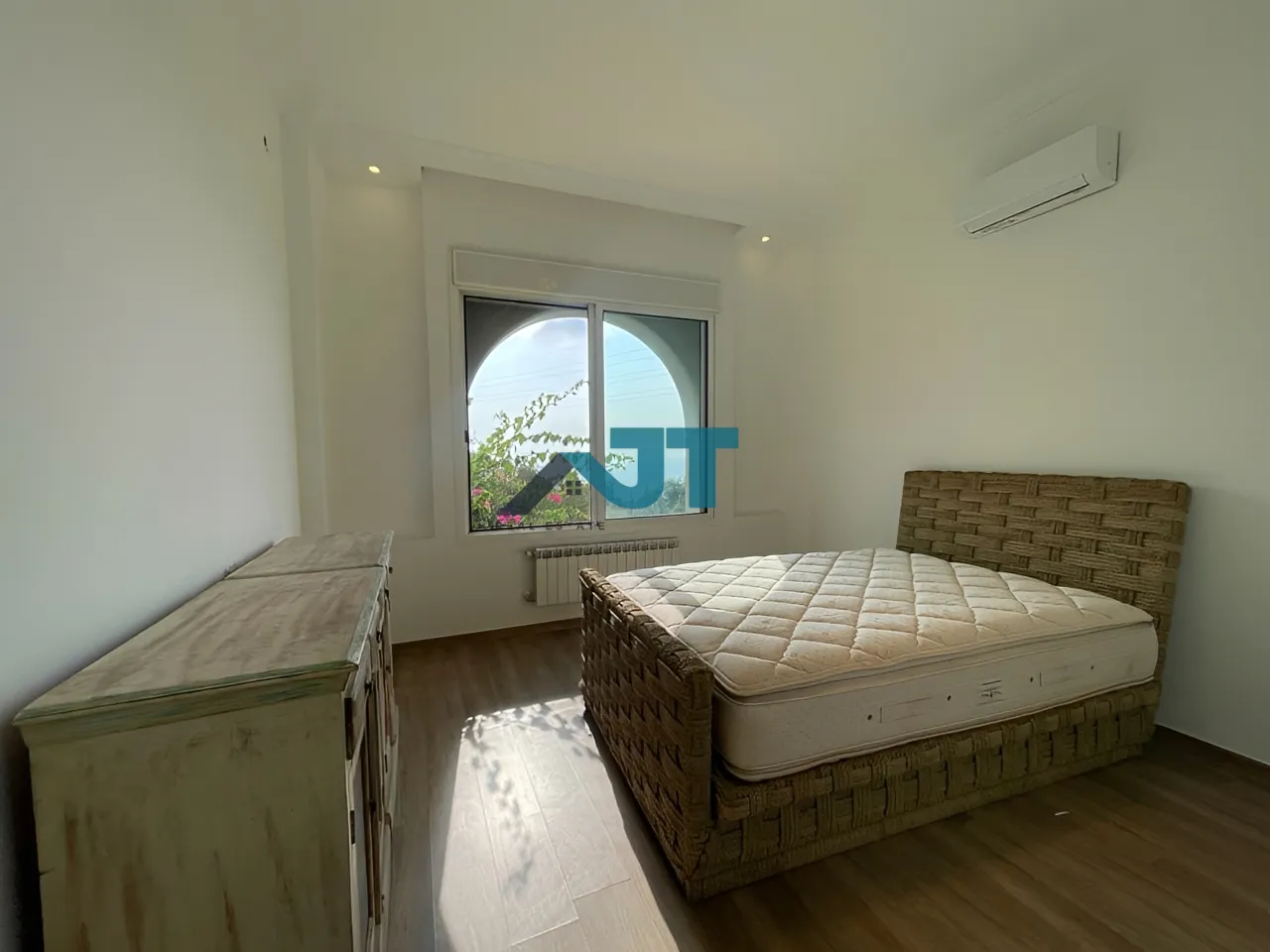 Apartment for sale in Mtayleb