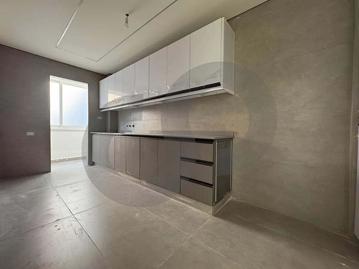 Apartment for Sale in Barbour, Beirut - 5 bed, 2 bath