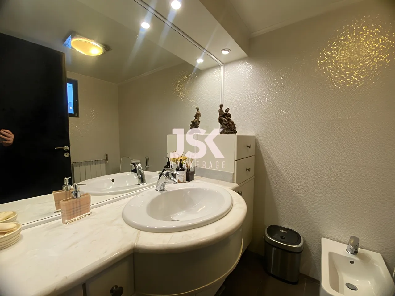 Apartment for Rent in Unesco