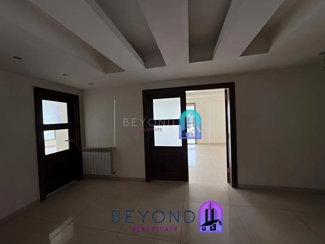 Apartment for rent in Kraytem, Beirut, Lebanon - 2 bed, 2 bath