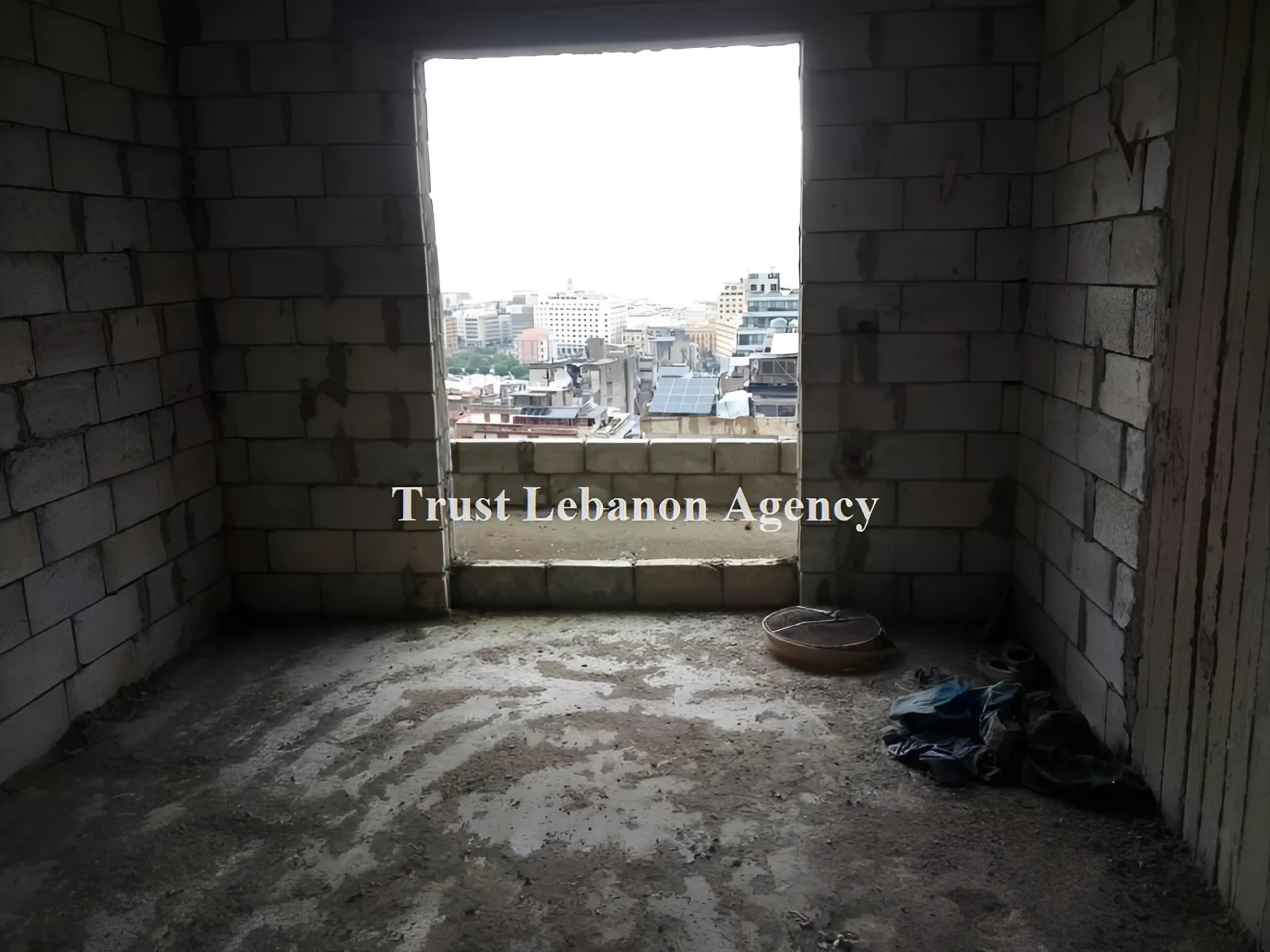 Apartment for Sale in Bachoura Beirut - 3 bed, 3 bath