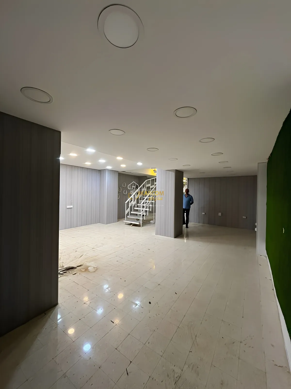 Shop For Rent in Jdeideh