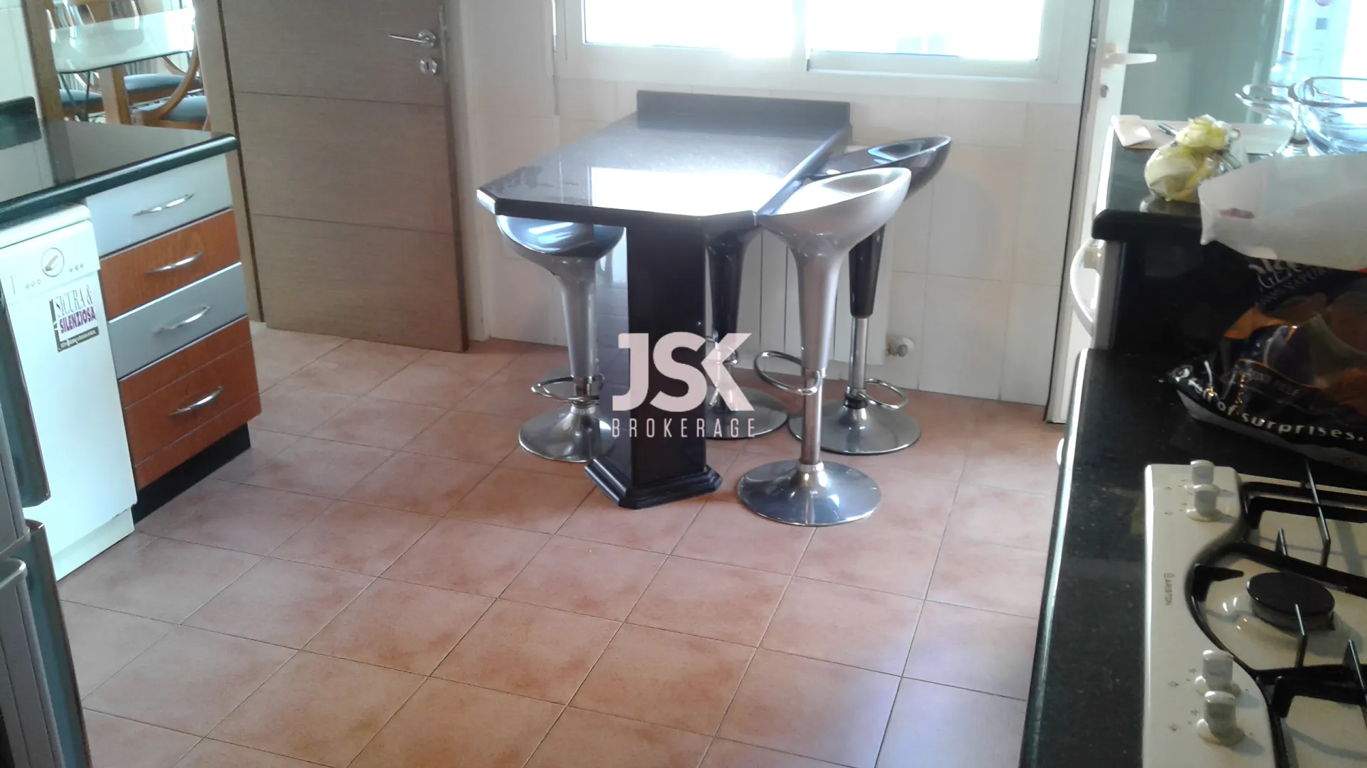 Apartment for Rent in Naqqache