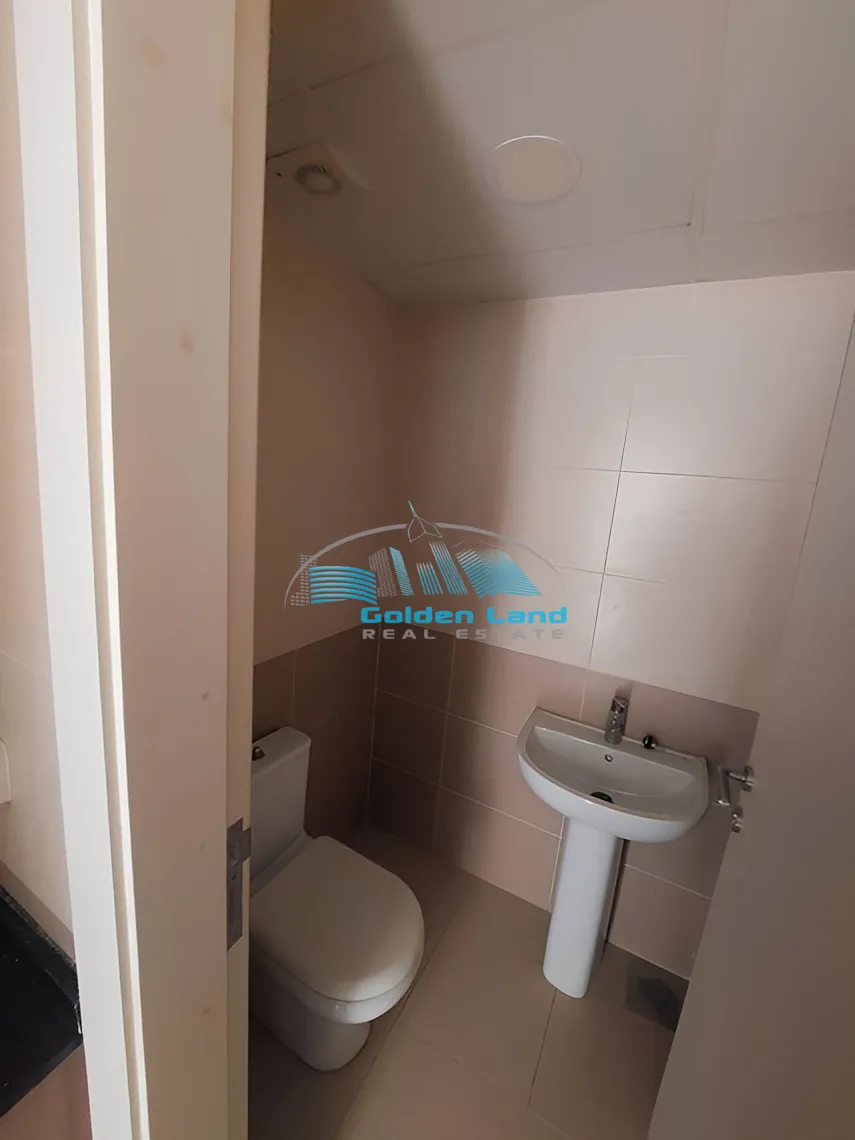 Office for Sale in Dbayeh