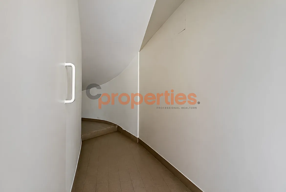 Shop for Rent in Hamra