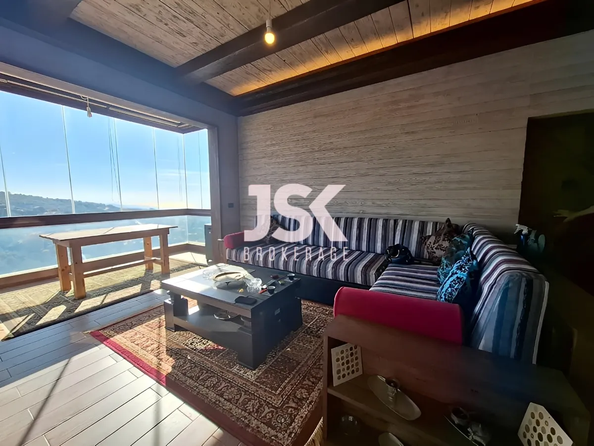 Apartment for Sale in Aachqout, Lebanon - 2 bed, 2 bath