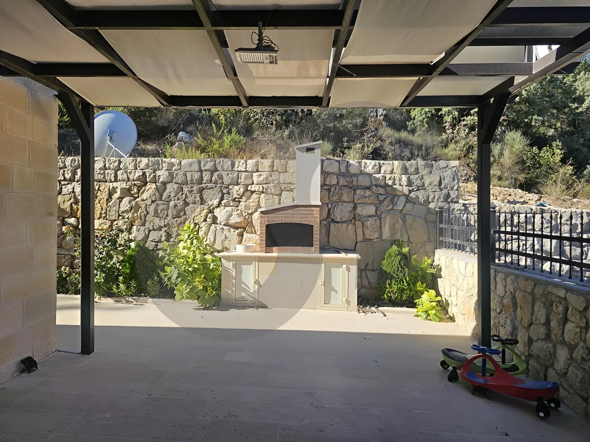 Apartment for Sale in Mechmech, Lebanon