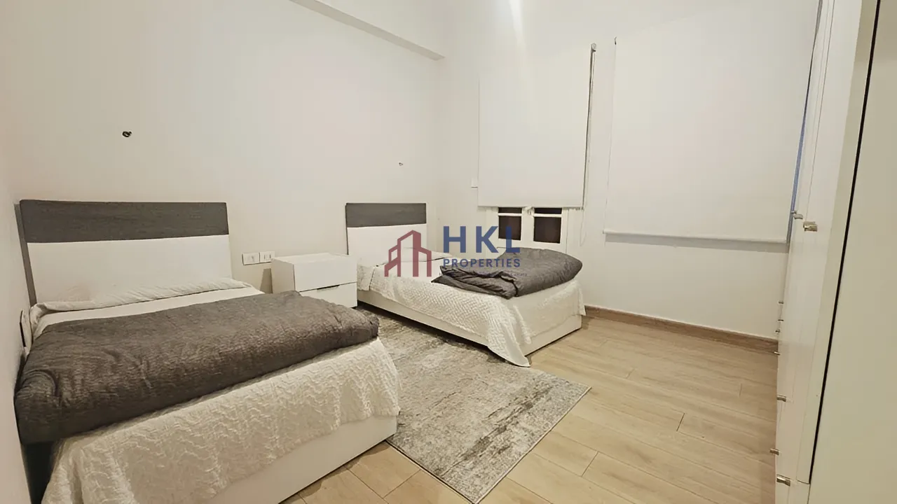 Apartment for rent in Caree d'or, Achrafieh