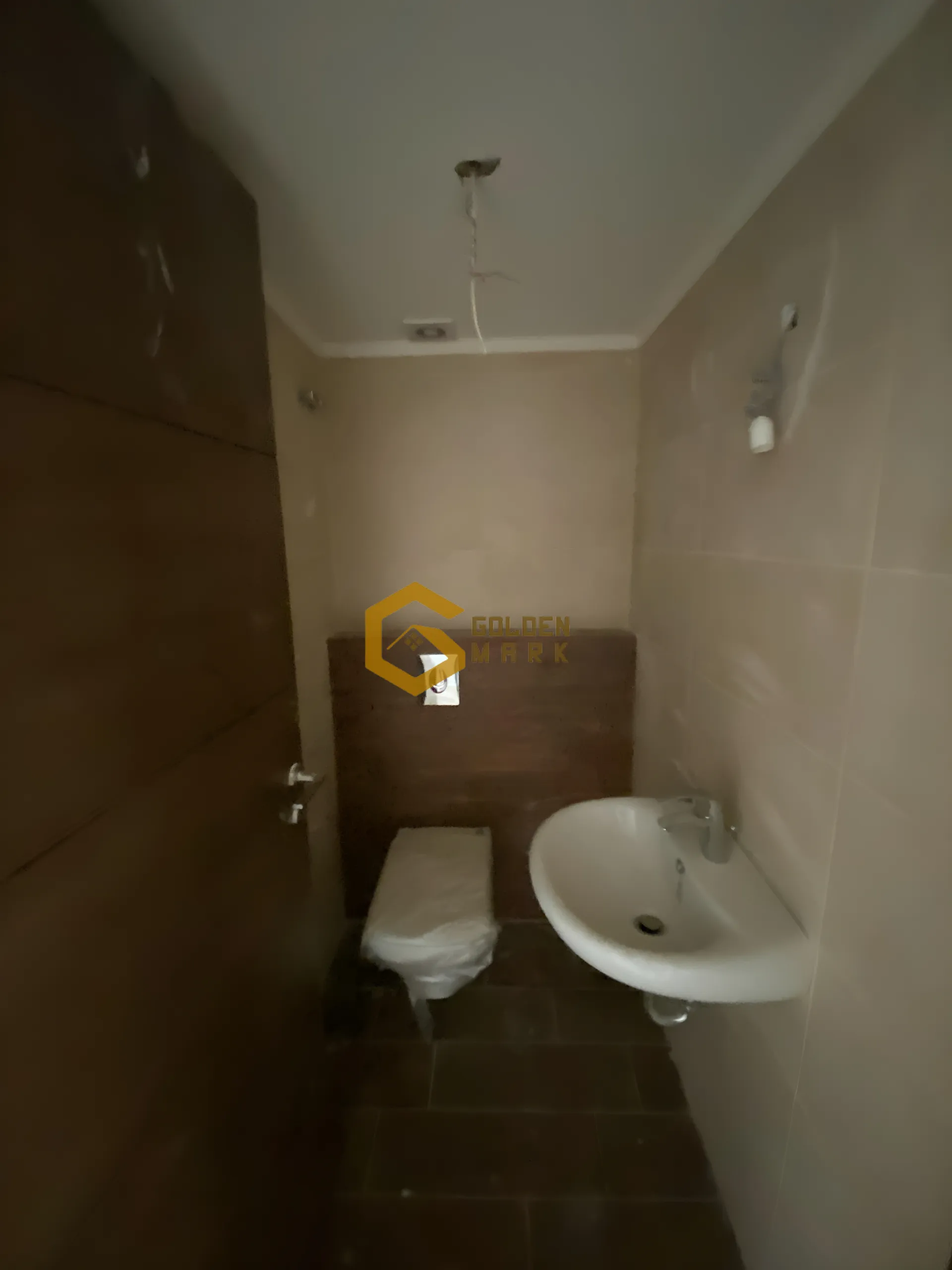 Apartment for Sale in Haret Sakher