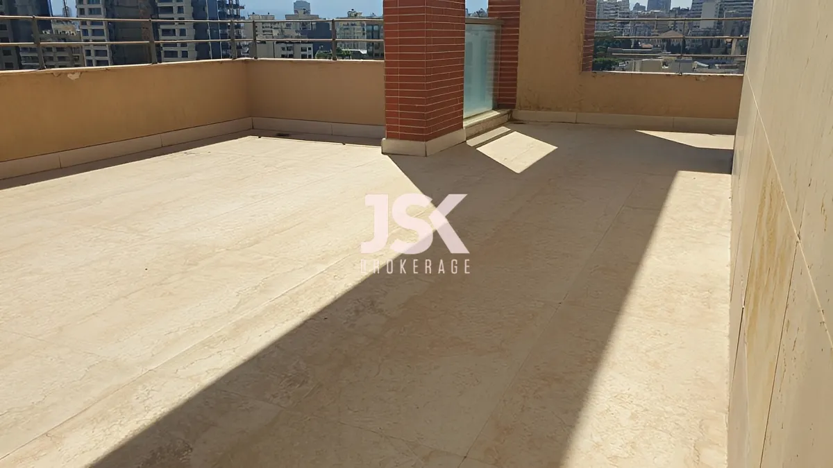 Apartment for Sale in Clemenceau, Bayrut, Lebanon