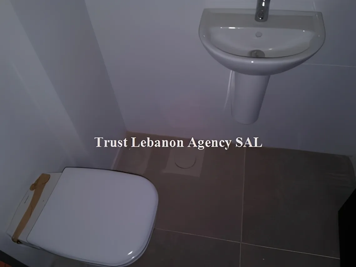 Office for sale in Beirut, Adliyeh