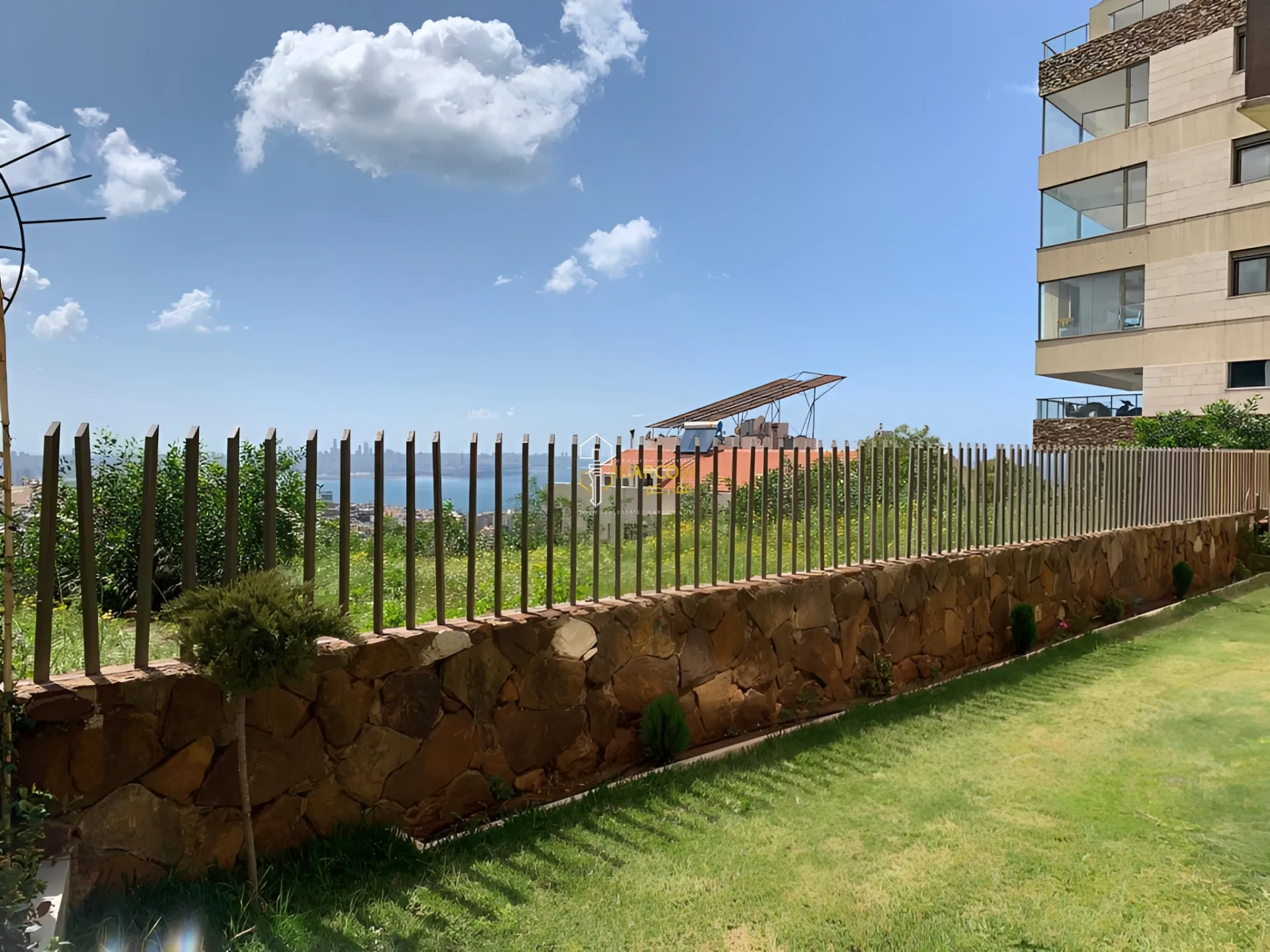 Apartment for Sale in Aaoukar, Lebanon