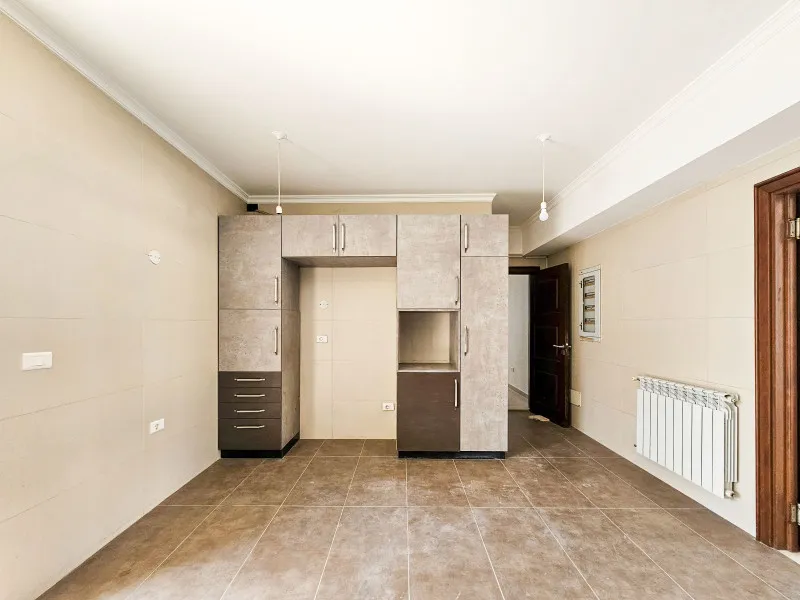 Apartment for Rent in Kraytem